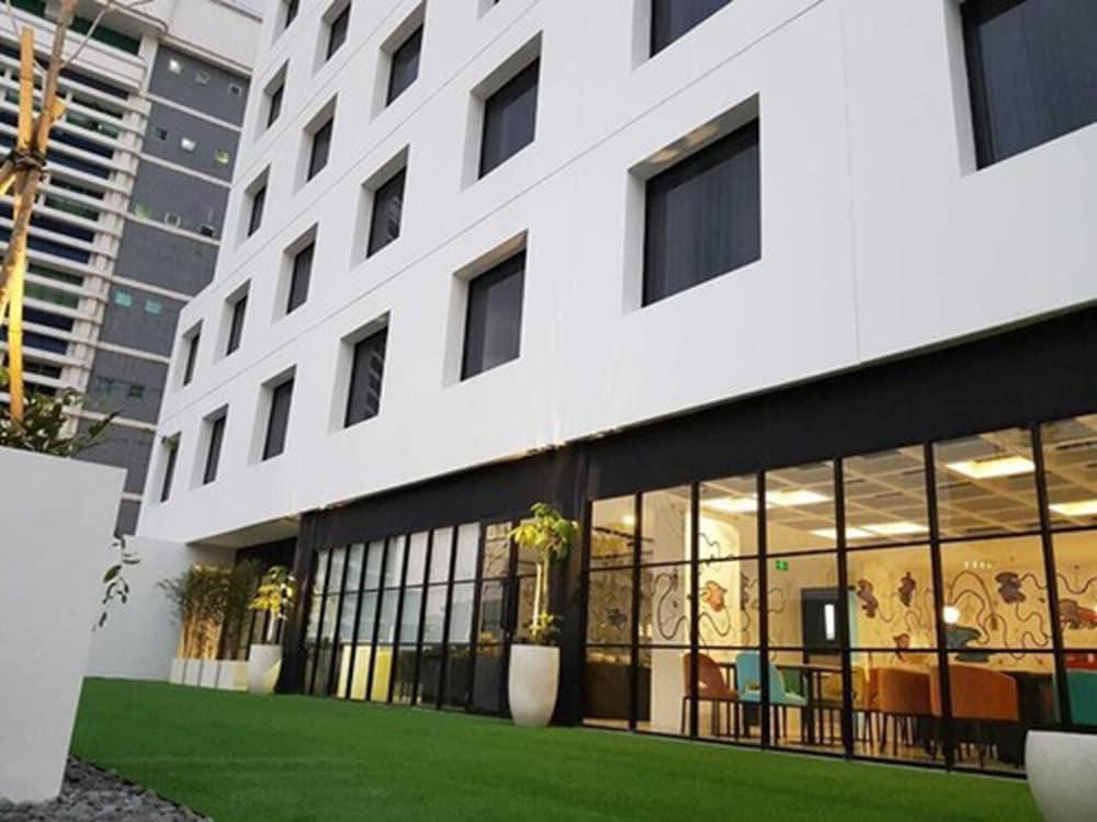 De Braga, Artotel Curated Bandung Zewnętrze zdjęcie